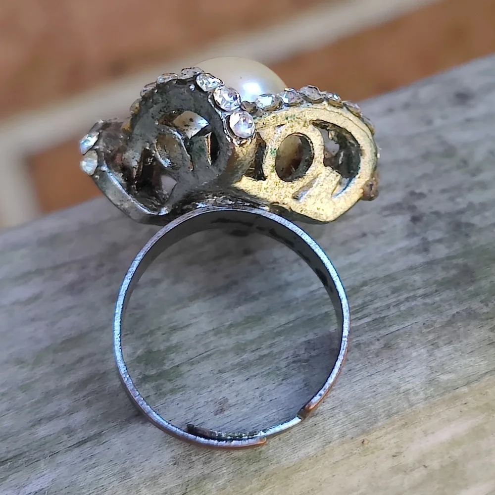 🔥 Gorgeous Vintage Pearl And Crystal Statement Ring